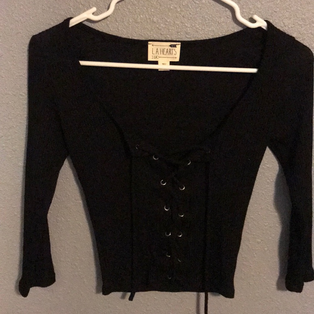 LA Hearts deep v-neck tie shirt